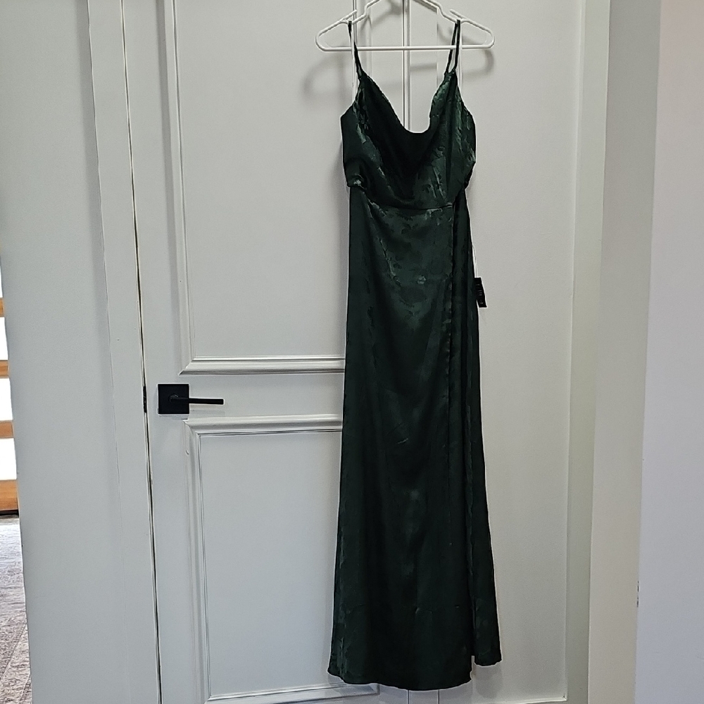Lulu's Dark Green Formal/Prom Maxi Dress Brand New W/ Tags Sz: M